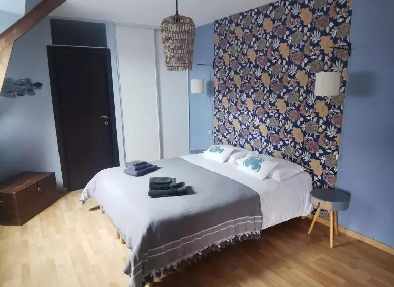 Majatalo Aux Couleurs De La Baie