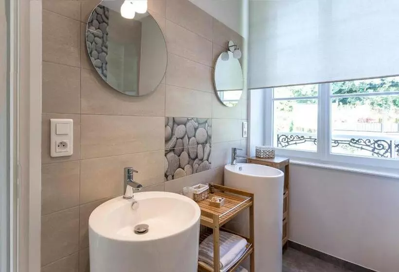 ペンション L'escale De Broglie