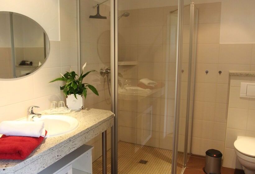 ペンション Steffi S Hafenstübchen