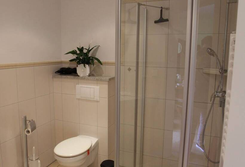 ペンション Steffi S Hafenstübchen