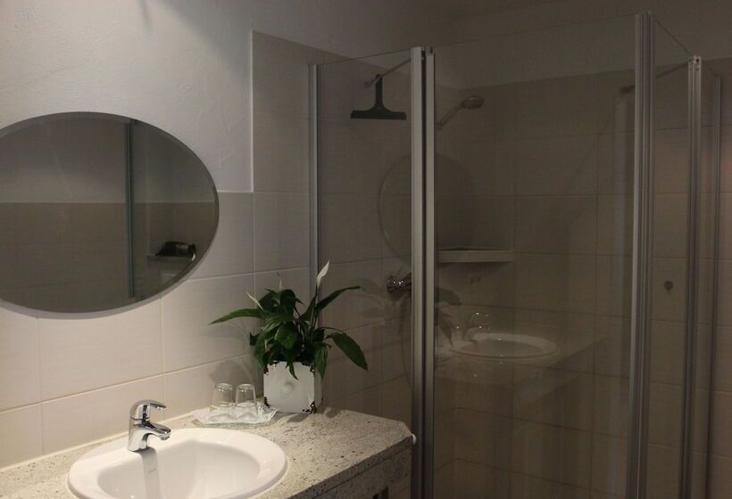 ペンション Steffi S Hafenstübchen