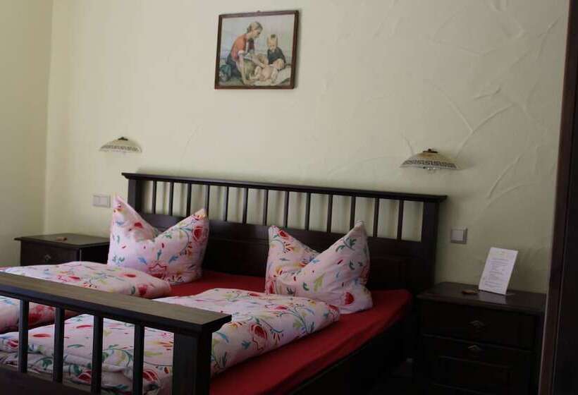 ペンション Steffi S Hafenstübchen