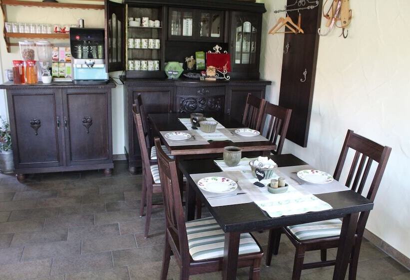 ペンション Steffi S Hafenstübchen