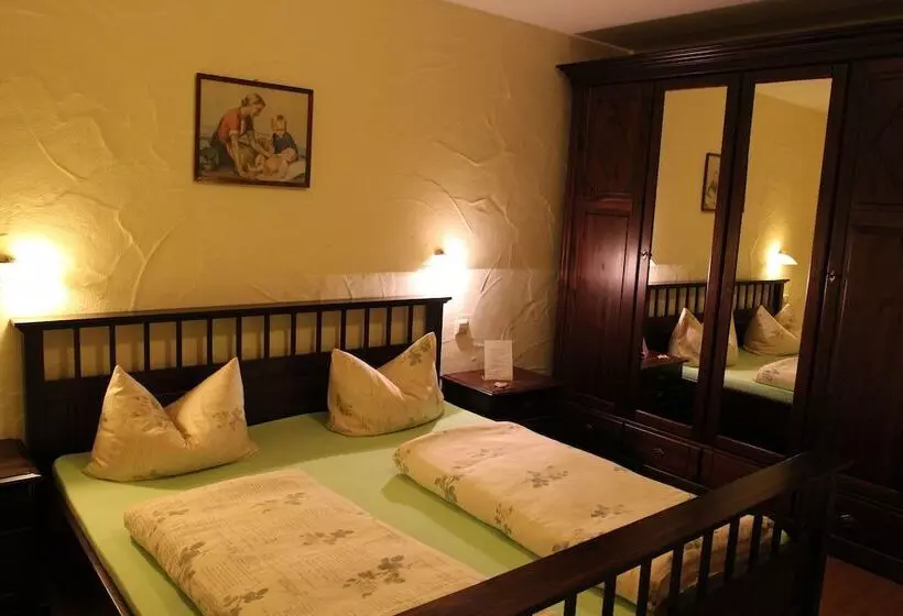 ペンション Steffi S Hafenstübchen