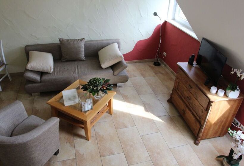 ペンション Steffi S Hafenstübchen