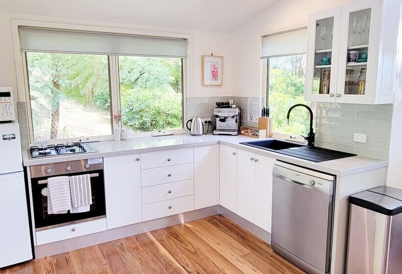 The Drawing Rooms Of Berry