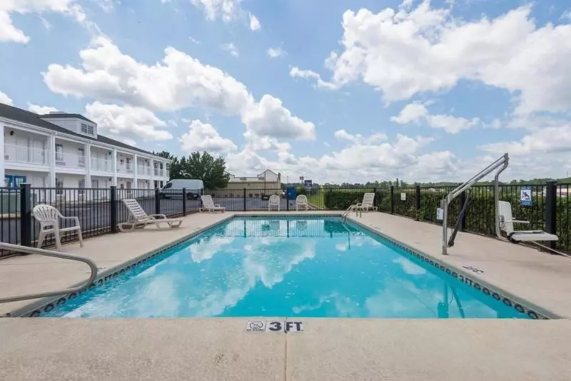 酒店 Baymont Inn & Suites Greenville/At I-65