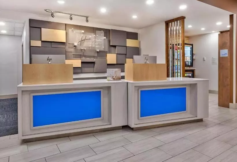 호텔 Holiday Inn Express & Suites Milan Sandusky Area, An Ihg