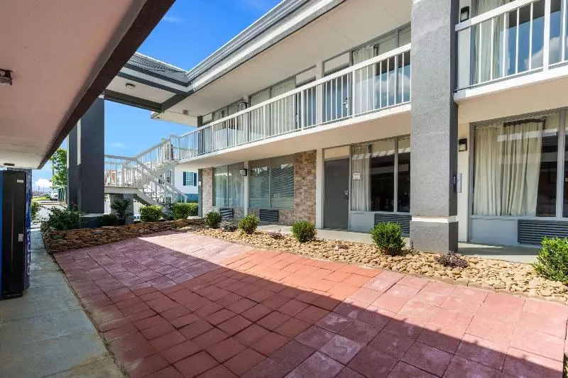 هتل Quality Inn Concord Kannapolis