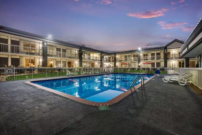 هتل Quality Inn Concord Kannapolis