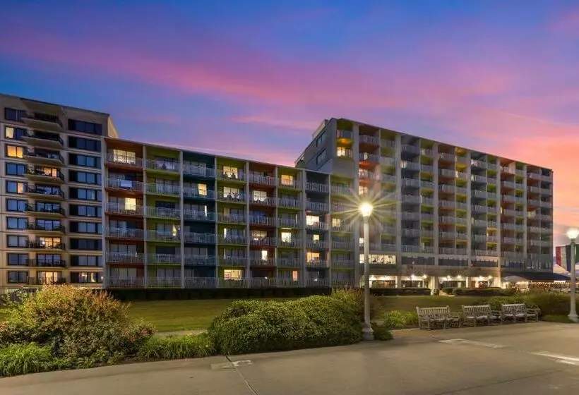 هتل Sandcastle Resort