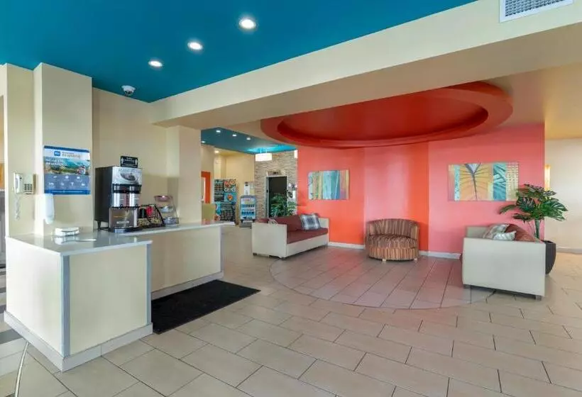 هتل Sandcastle Resort