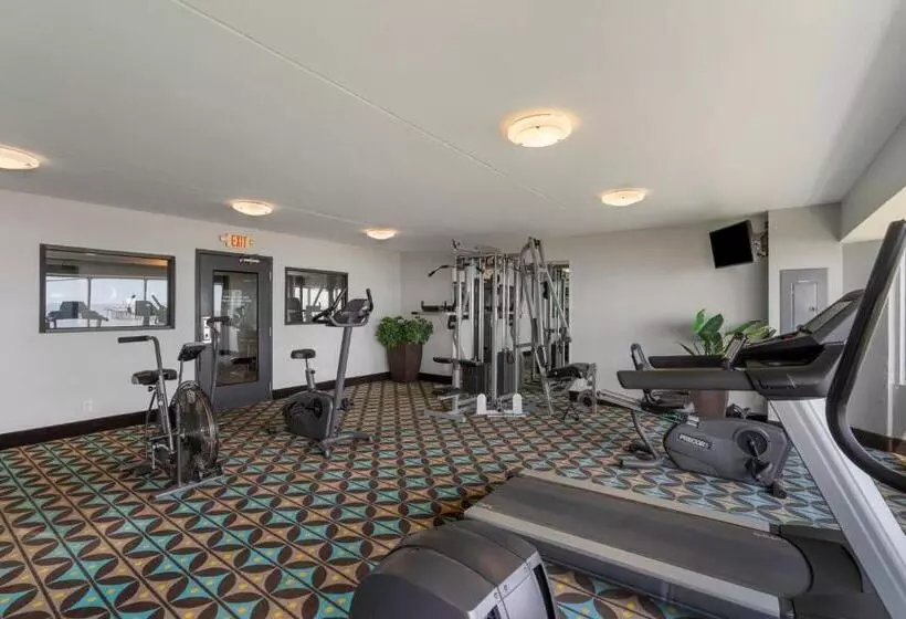 هتل Sandcastle Resort