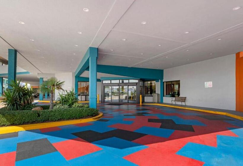 ホテル Sandcastle Resort