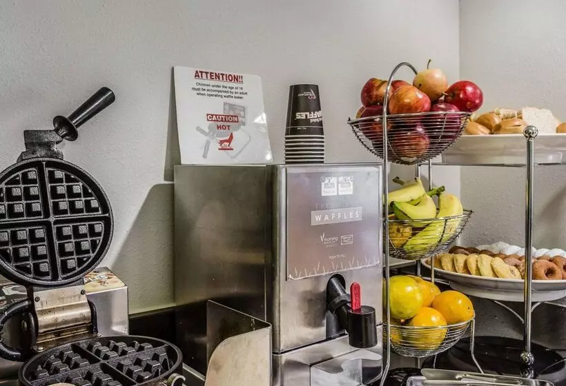 هتل Sleep Inn At Greenville Convention Cente