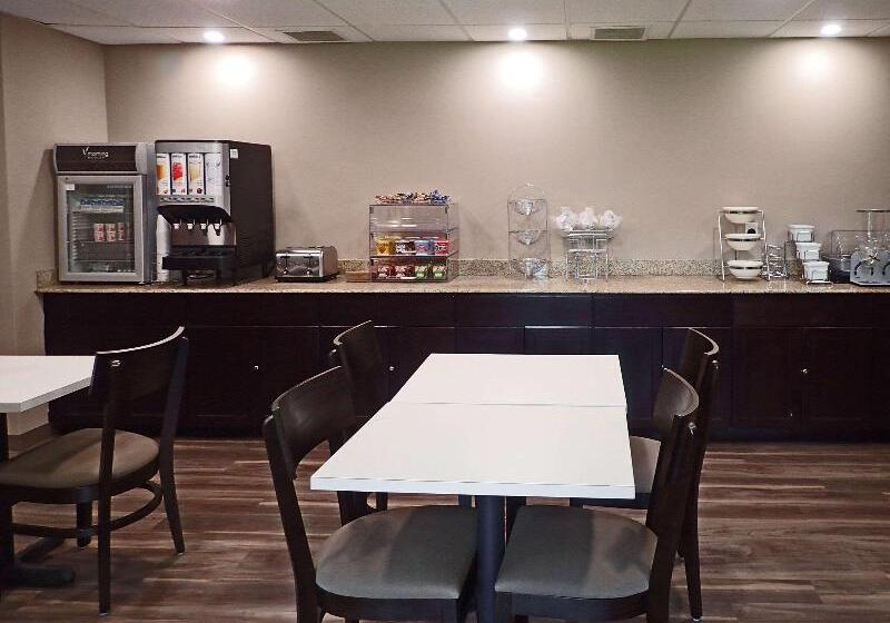 酒店 Sleep Inn & Suites