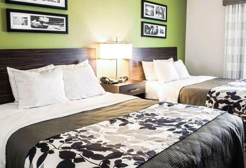 Отель Sleep Inn & Suites Virginia Horse Center