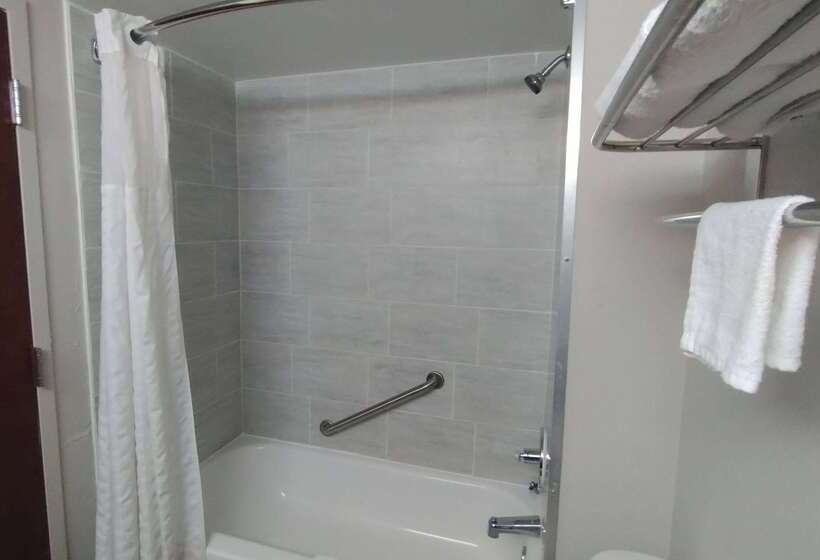 Super 8 Motel By Wyndham Near Fort Lauderdale Arpt