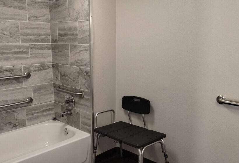 Super 8 Motel By Wyndham Near Fort Lauderdale Arpt