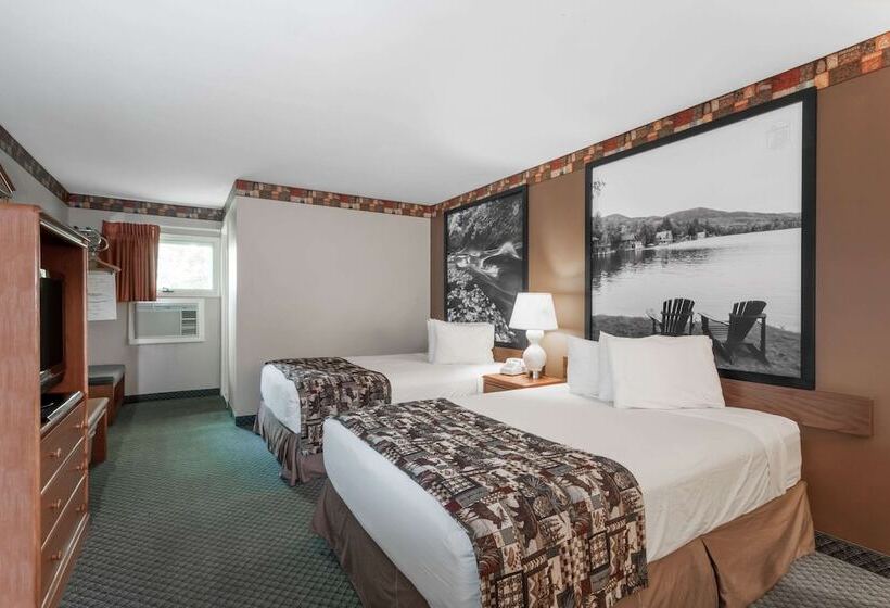فندق Super 8 By Wyndham Lake George/downtown