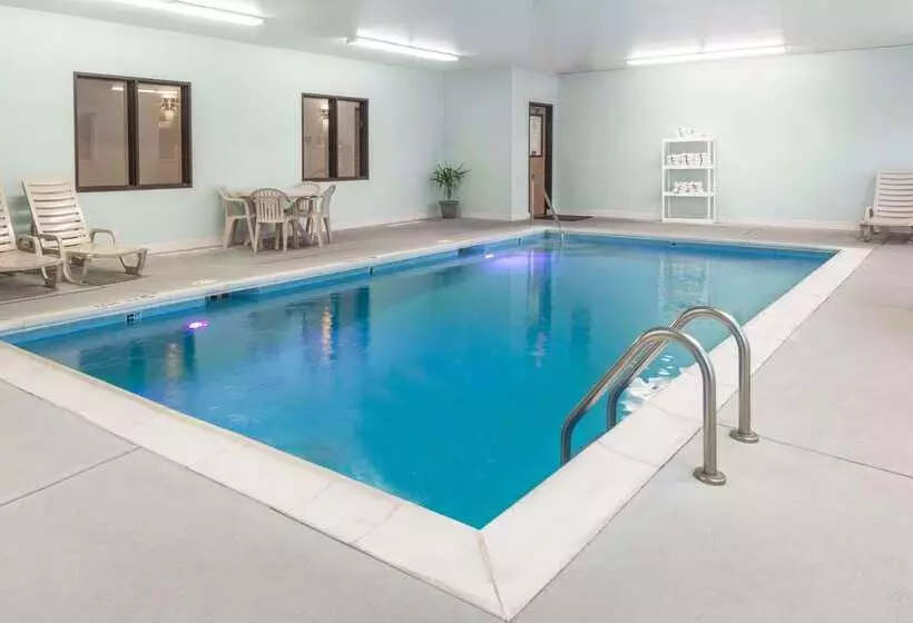 فندق Super 8 By Wyndham Union