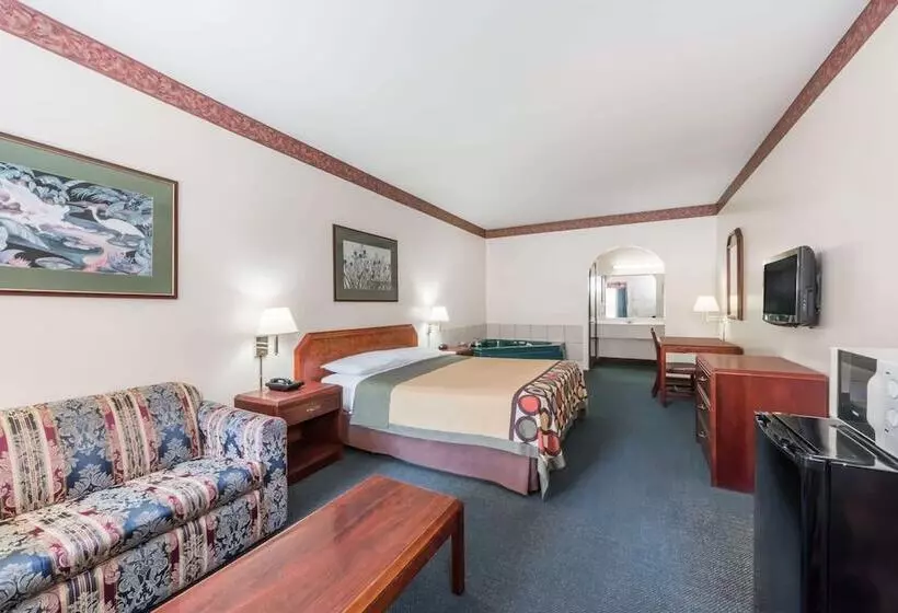 Otel Super 8 By Wyndham Weslaco