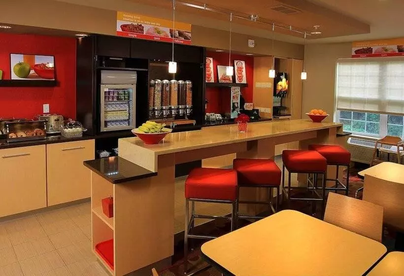 호텔 Towneplace Suites By Marriott East Lansing