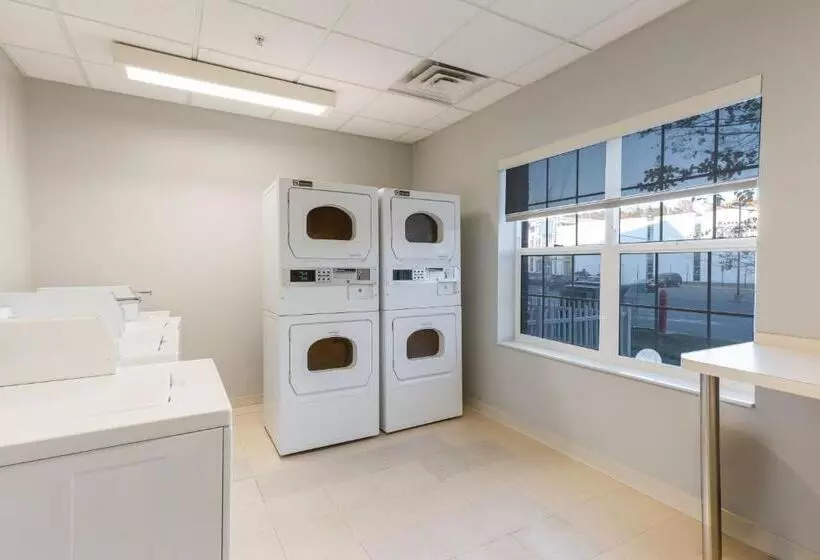 ホテル Towneplace Suites Fredericksburg