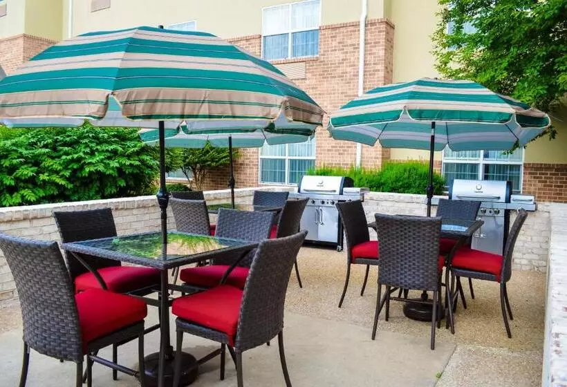 ホテル Towneplace Suites Fredericksburg