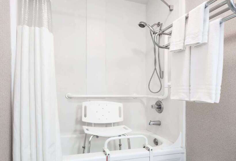 בית מלון כפרי Travelodge By Wyndham La Grande