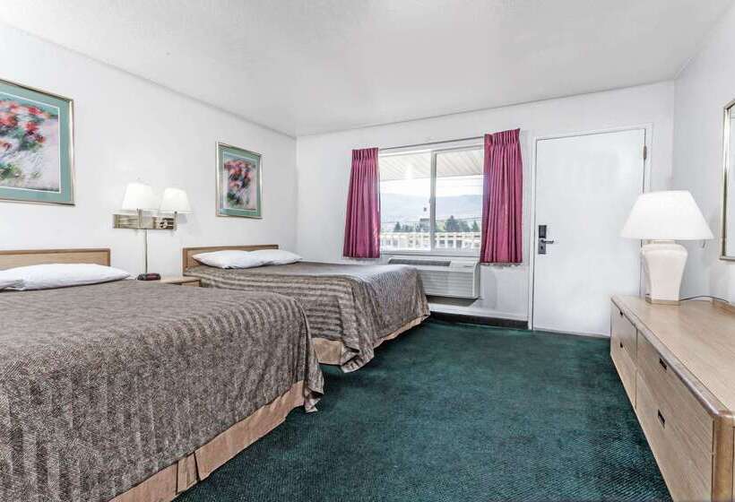 בית מלון כפרי Travelodge By Wyndham La Grande