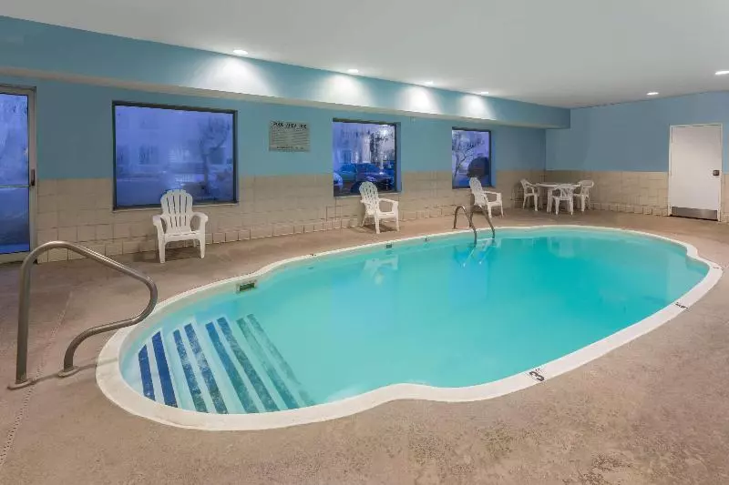 モーテル Baymont By Wyndham Anderson