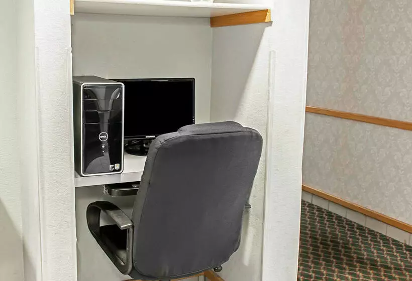 Мотель Econo Lodge West Lafayette