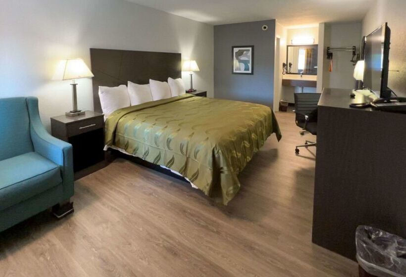 فندق على الطريق Quality Inn & Suites