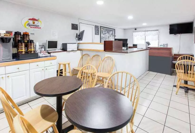 汽车旅馆  Super 8 By Wyndham Bishop