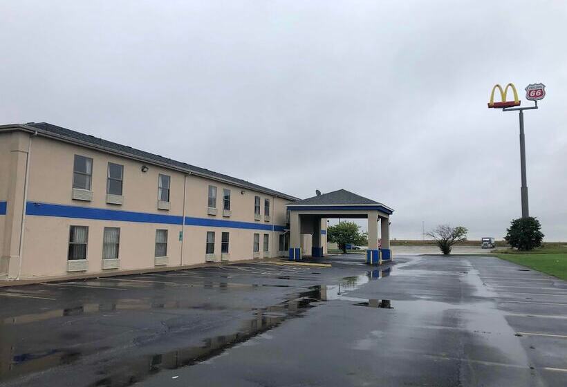 فندق على الطريق Super 8 By Wyndham Chenoa