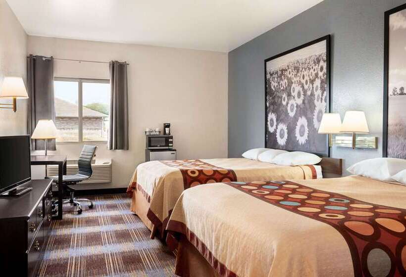 מוטל Super 8 By Wyndham Holton