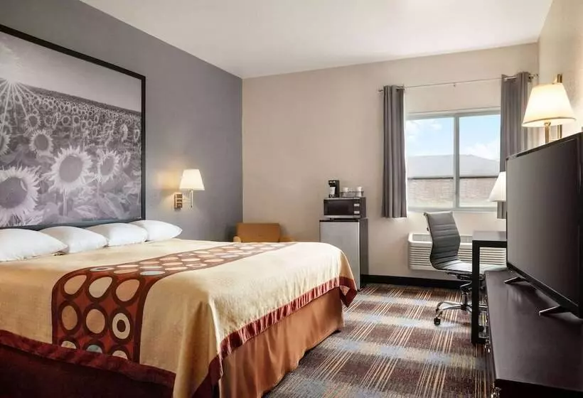 汽车旅馆  Super 8 By Wyndham Holton