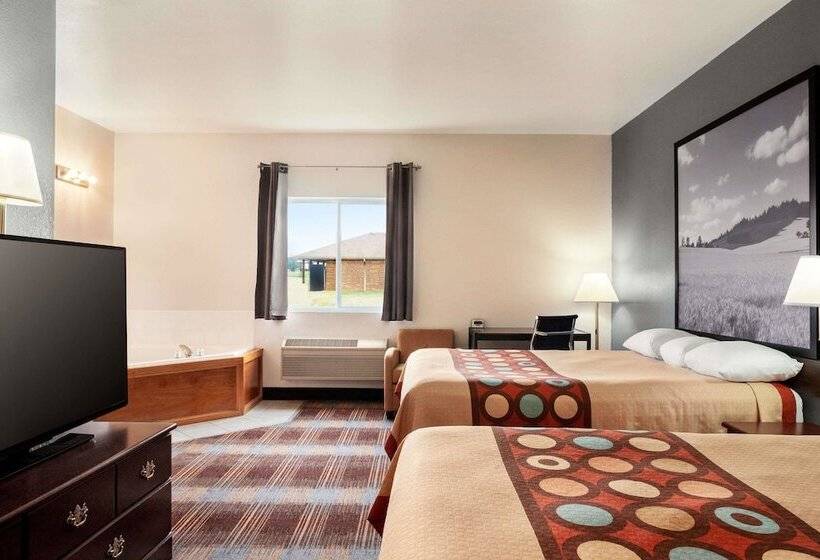 מוטל Super 8 By Wyndham Holton