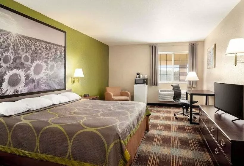 汽车旅馆  Super 8 By Wyndham Holton