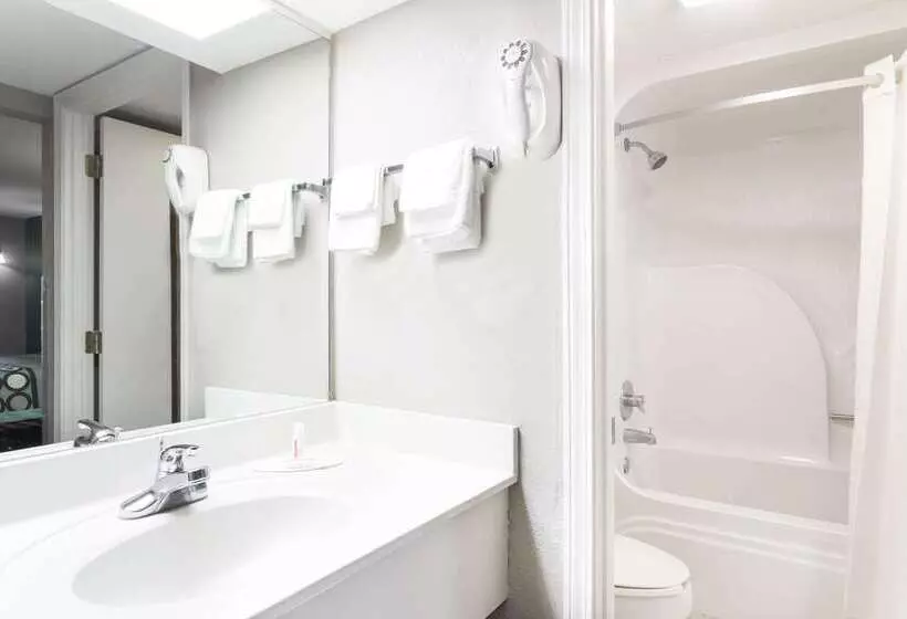 모텔 Super 8 By Wyndham Marianna