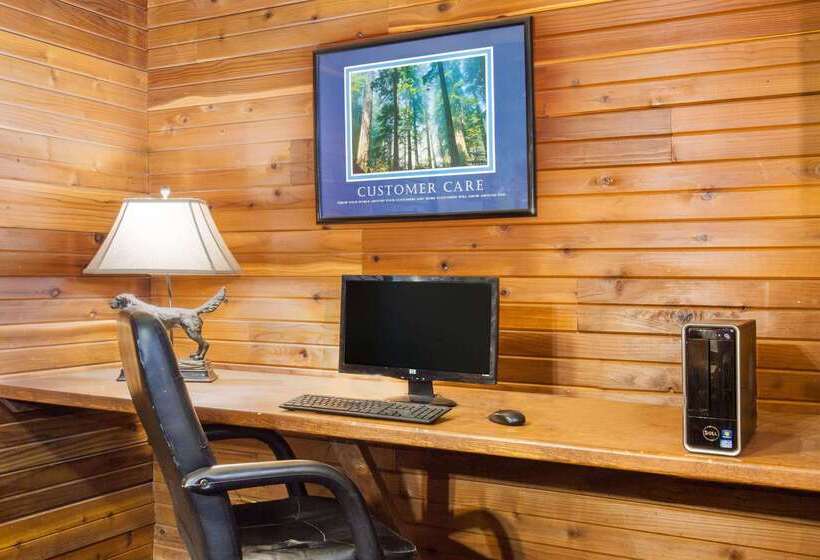 Motel Super 8 By Wyndham Mccall