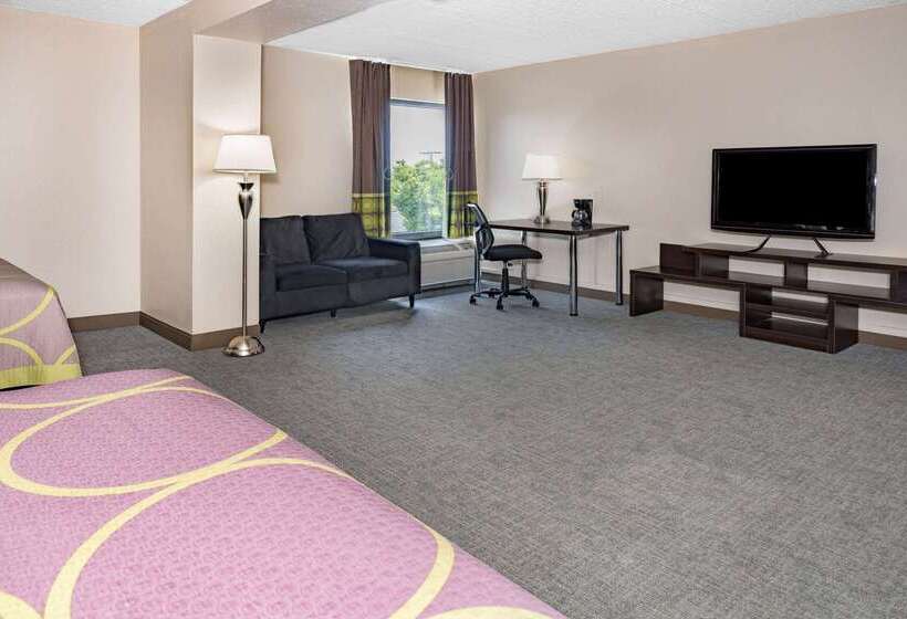 فندق على الطريق Super 8 By Wyndham Mount Laurel