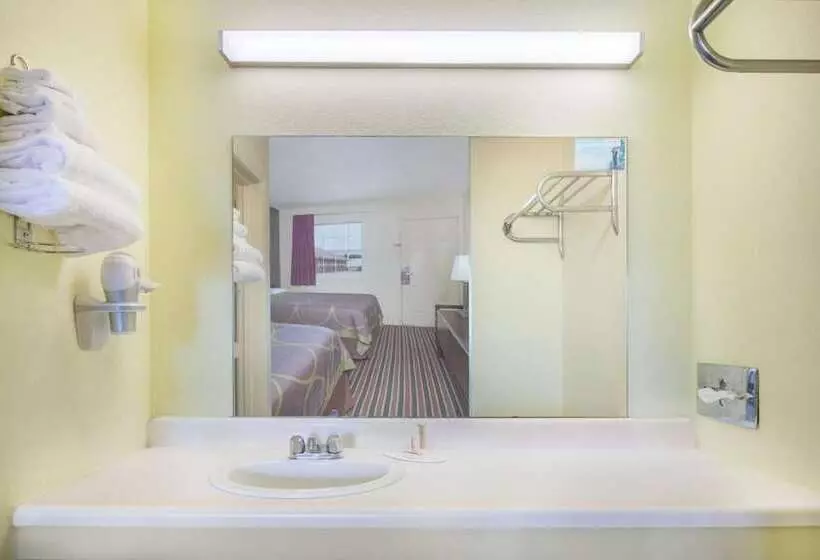 Мотель Super Stay Inn And Suites