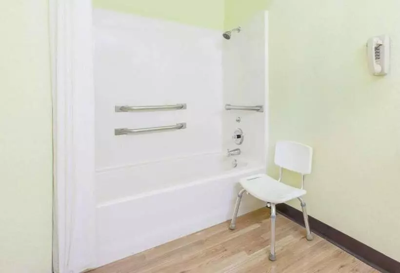 Мотель Super Stay Inn And Suites