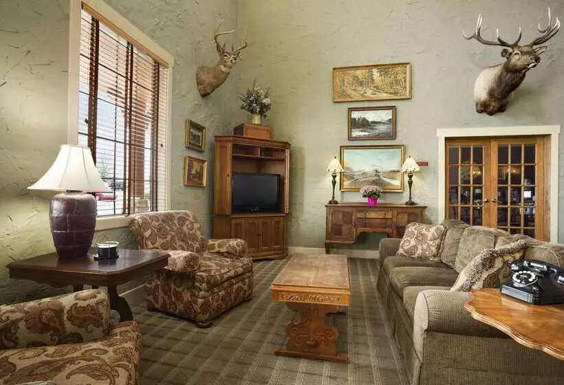 Мотель Super 8 By Wyndham Troy