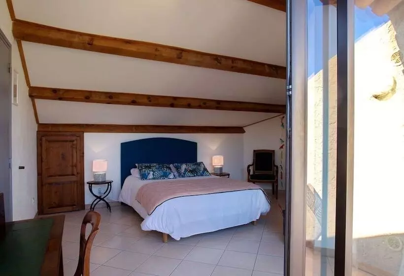 Aamiaismajoitus (B&B) A Muvrella