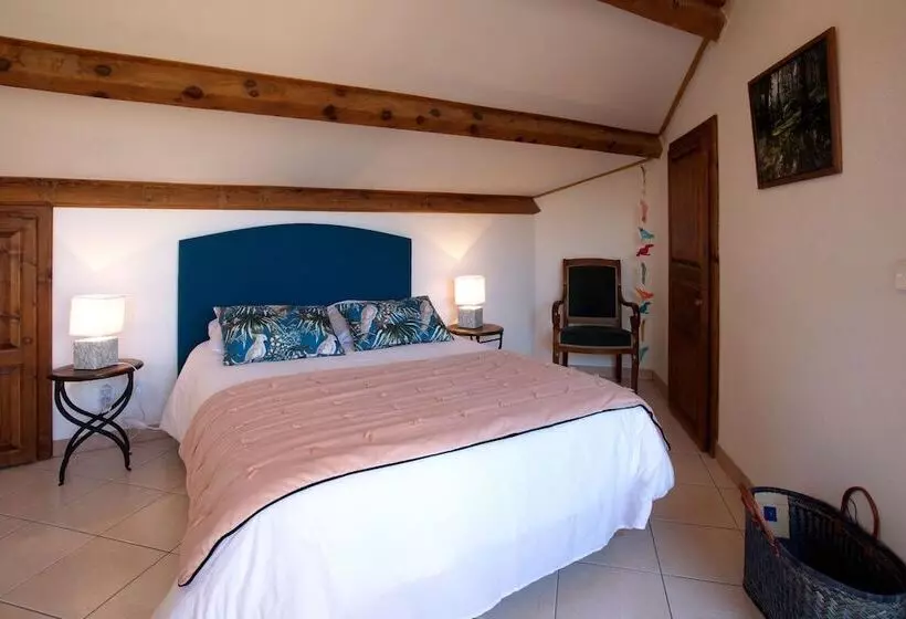 Aamiaismajoitus (B&B) A Muvrella