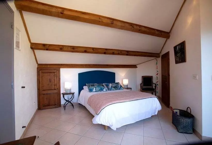 Aamiaismajoitus (B&B) A Muvrella