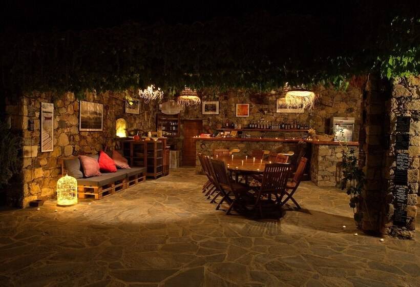 مبيت وإفطار A Muvrella